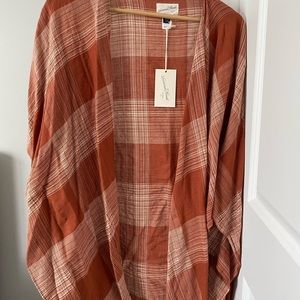 NWT Universal Thread plaid shawl
